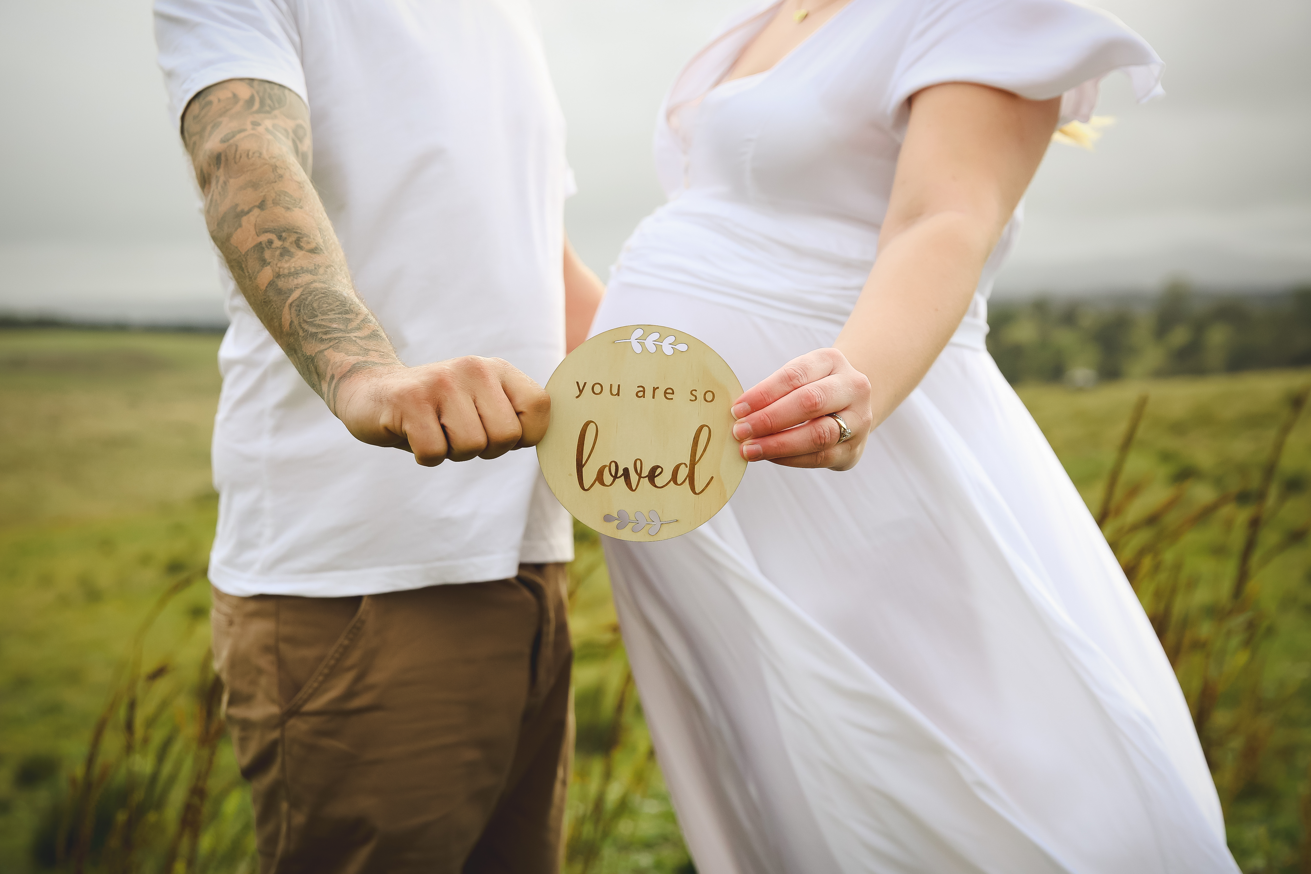 maternity portrait photography maternity studio outdoor photographer modern country