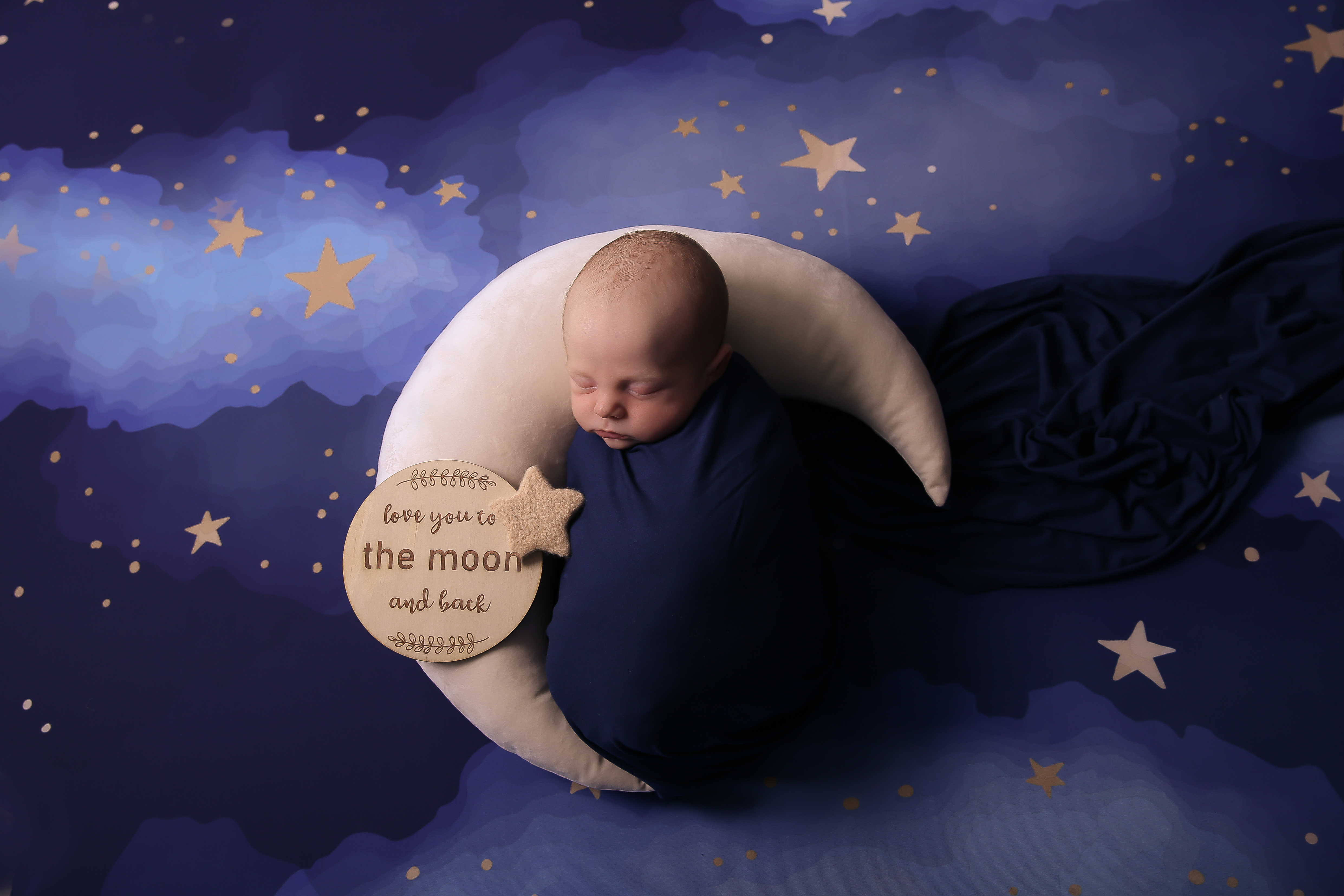 Ballan newborn photographer ballarat bacchus marsh photography studio modern baby photo