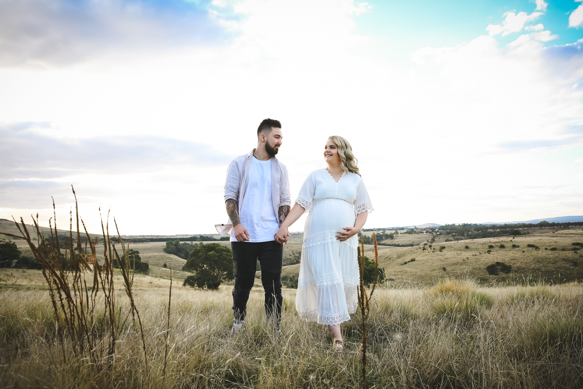 maternity portrait photography maternity studio outdoor photographer modern country